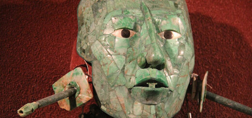 Totenmaske der Maya aus Jade