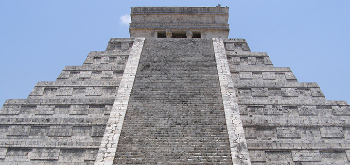 "Castillo", die Hauptpyramide von Chichén Itzá